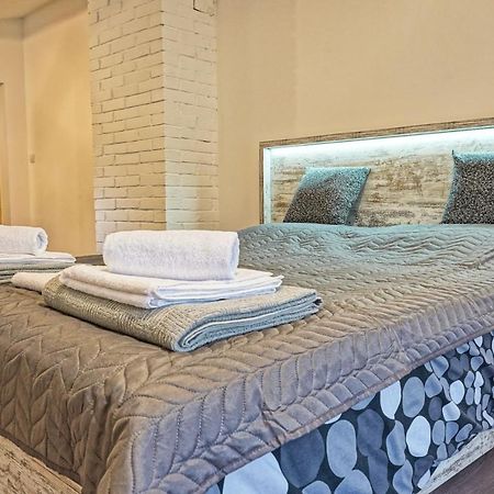 Zmaj Ognjeni Etno Concept Apartamento Kupinovo Exterior foto