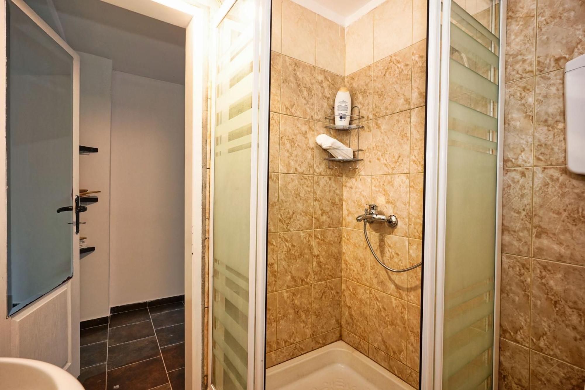 Zmaj Ognjeni Etno Concept Apartamento Kupinovo Exterior foto